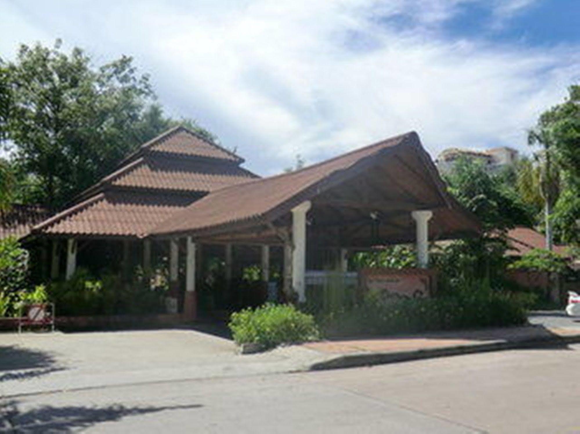Loma Resort & Spa Pattaya Extérieur photo