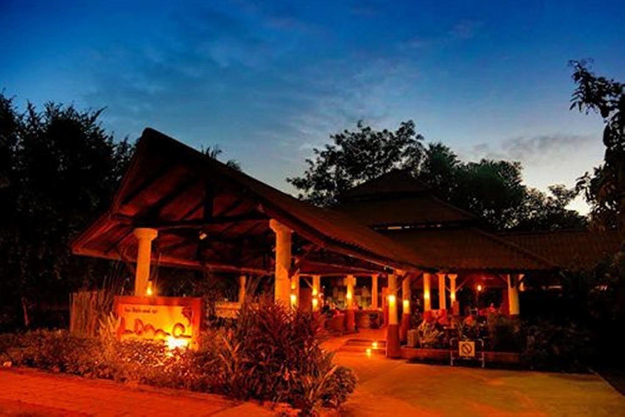 Loma Resort & Spa Pattaya Extérieur photo